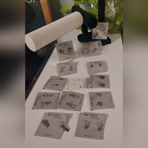 Metro Silver Earrings Collection